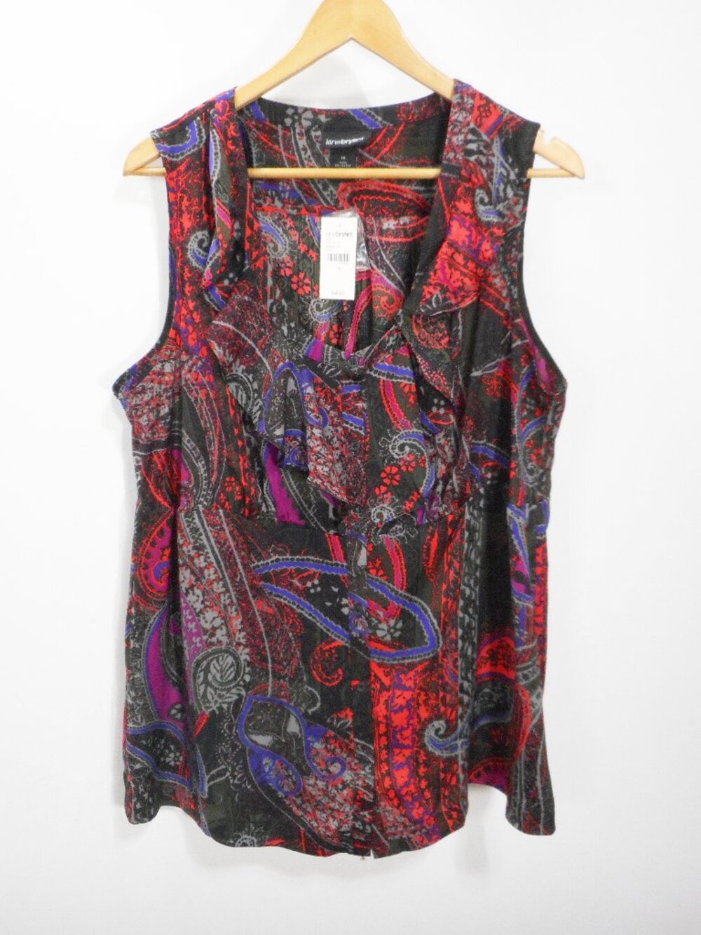 NWT Lane Bryant size 18 Sleeveless Blouse Ruffle Neckline Paisley Colorful